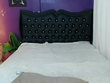 _nakedsabrina