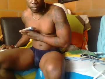bigcocknigga25