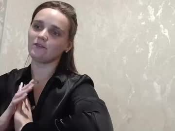 sweat_lili